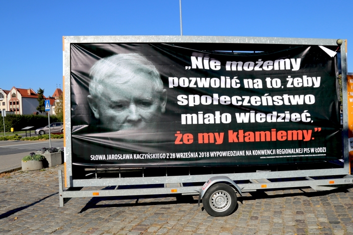 Senator Jerzy Wcisła: „Twarz kłamcy jest twarzą kampanii wyborczej PiS-u”